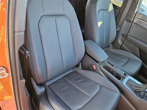 Used 2025 Audi Q3 2.0T Premium w/ Convenience Package image 23