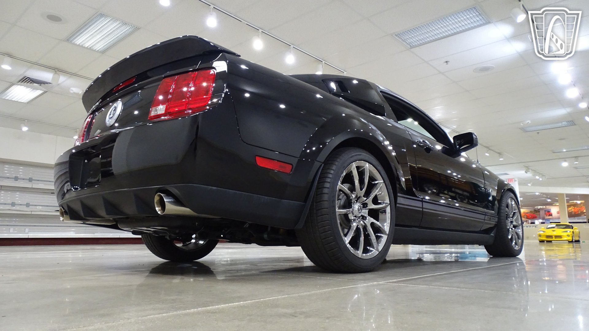 Used 2007 Ford Mustang Shelby GT500 RWD image 16