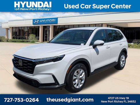 Used 2024 Honda CR-V LX image 1