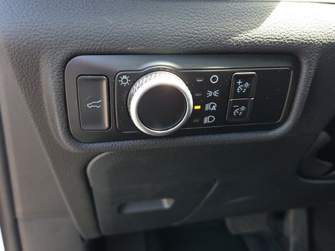 Used 2025 Ford Explorer ST AWD/4WD image 9