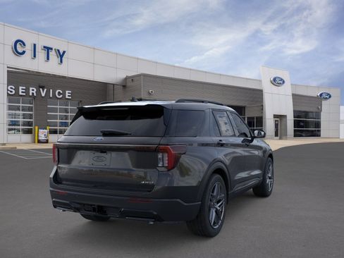 New 2026 Ford Explorer ST-Line w/ ST-Line Street Pack AWD/4WD image 25