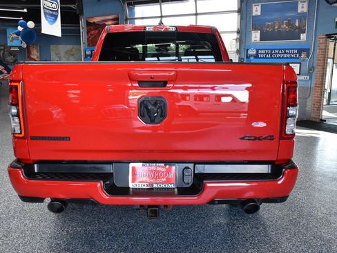 Used 2022 RAM 1500 Big Horn AWD/4WD image 6