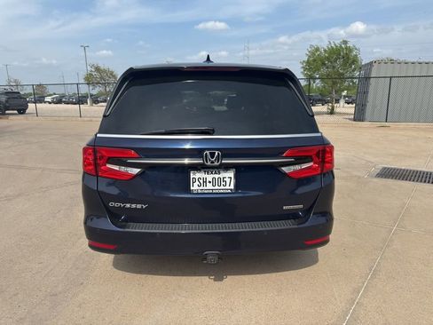 Used 2022 Honda Odyssey Touring image 4