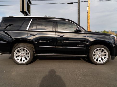 Used 2019 GMC Yukon Denali image 7