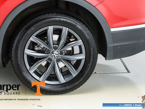 Used 2022 Volkswagen Tiguan SE image 45