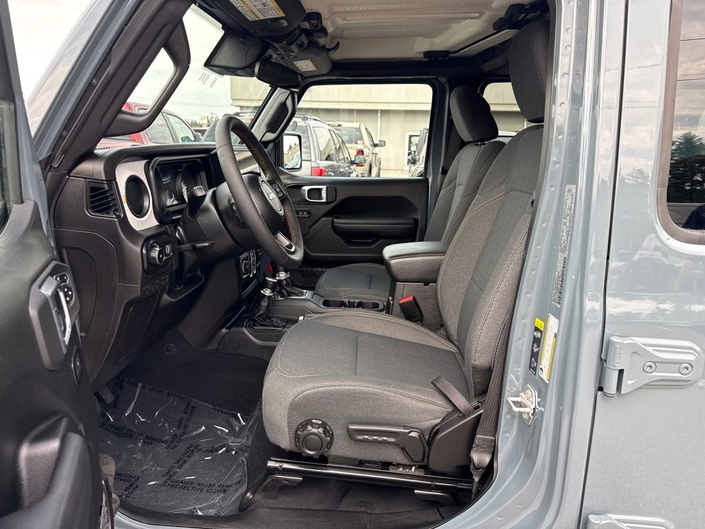 Certified 2024 Jeep Wrangler Unlimited Sport AWD/4WD image 16