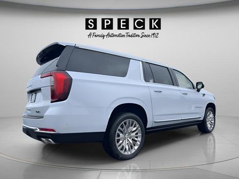New 2026 GMC Yukon XL Denali w/ Sun & Power Step Package AWD/4WD image 5