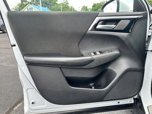 Used 2022 Mitsubishi Outlander ES AWD/4WD image 14