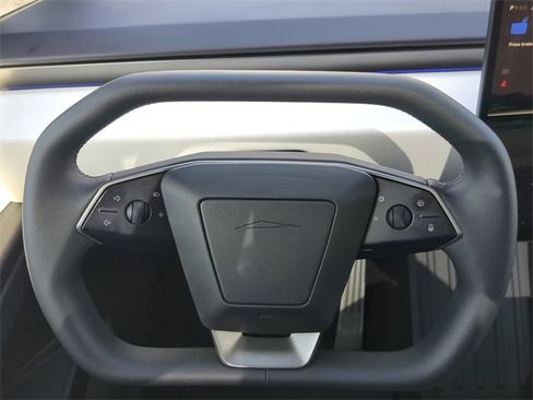 Used 2024 Tesla Cybertruck AWD Crew Cab image 28