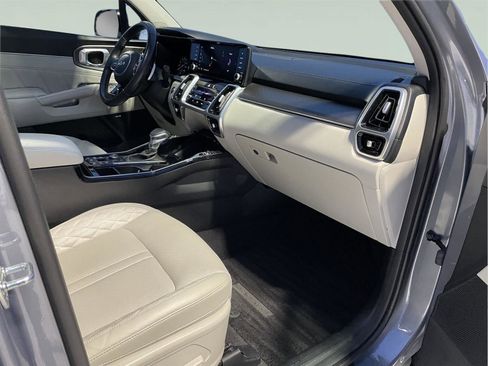 Used 2023 Kia Sorento SX image 25