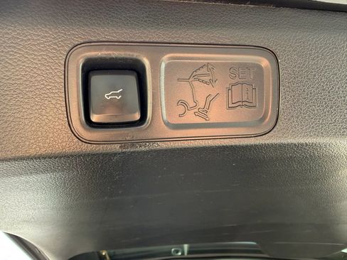 Used 2019 Ford Expedition Limited w/ Equipment Group 301A image 40