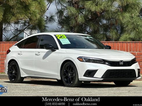 Used 2023 Honda Civic Sport image 1