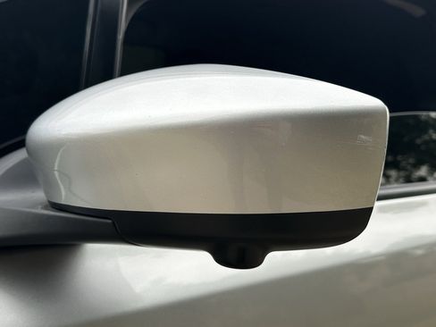 Used 2021 Nissan Leaf SV w/ SV Technology Package image 50