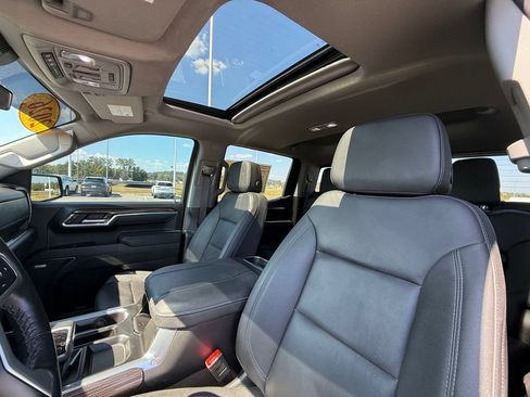 Used 2026 Chevrolet Silverado 1500 LT Trail Boss w/ LT Trail Boss Premium Package AWD/4WD image 21
