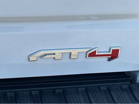 New 2026 GMC Sierra 1500 AT4 w/ AT4 Premium Package AWD/4WD image 13