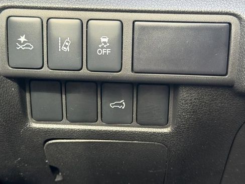 Used 2025 Mitsubishi Eclipse Cross SE AWD/4WD image 19