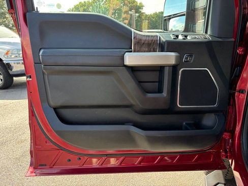 Used 2017 Ford F250 Lariat w/ Lariat Ultimate Package image 13