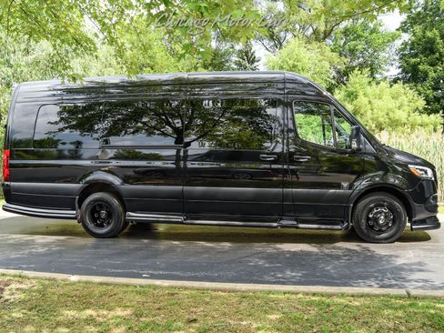 Used 2025 Mercedes-Benz Sprinter 3500 image 46