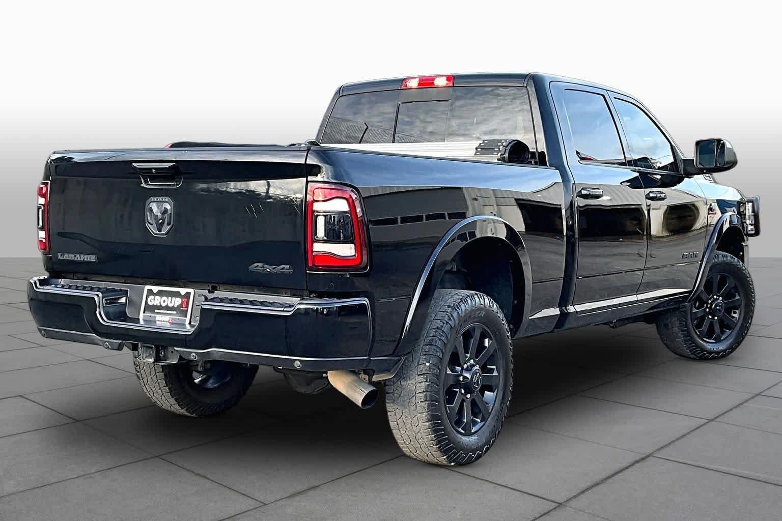 Used 2020 RAM 2500 Laramie w/ Night Edition AWD/4WD image 12