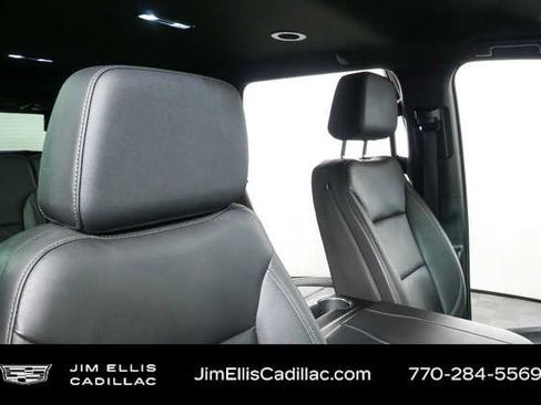 Used 2025 Chevrolet Tahoe LT AWD/4WD image 21