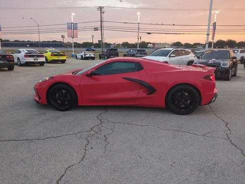 Used 2022 Chevrolet Corvette Stingray Convertible w/ Z51 Performance Package RWD image 5
