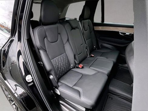 Certified 2026 Volvo XC90 B6 Plus w/ Protection Package Premier image 25
