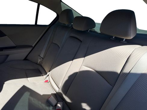 Used 2014 Honda Accord LX image 16