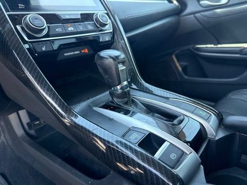 Used 2016 Honda Civic Touring image 17