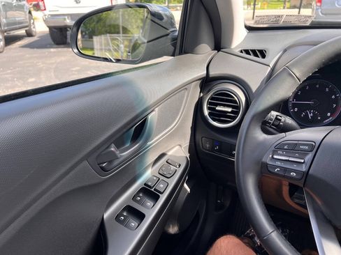 Used 2020 Hyundai Kona SEL Plus AWD/4WD image 14