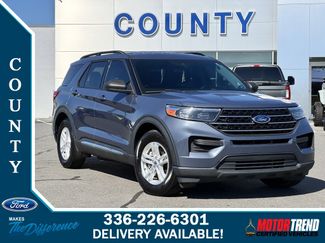 Used 2021 Ford Explorer XLT image 1