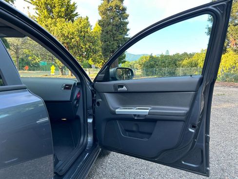 Used 2011 Volvo S40 T5 w/ Preferred Pkg FWD image 31