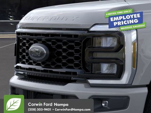 New 2026 Ford F350 XLT w/ XLT Premium Package AWD/4WD image 17