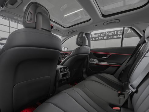 Used 2025 Mercedes-Benz E 450 4MATIC All-Terrain Wagon image 24