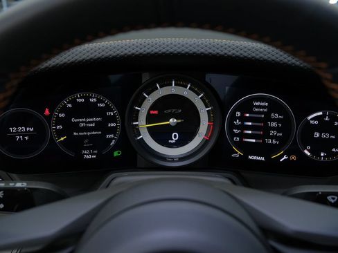 Used 2023 Porsche 911 GT3 RWD image 33