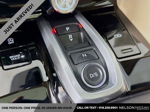 Used 2023 Acura MDX FWD w/ Technology Package image 17