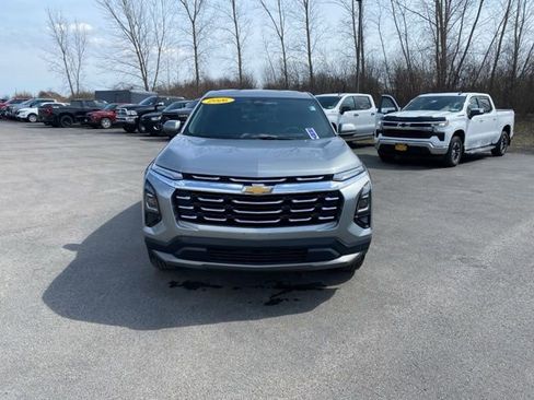 Used 2026 Chevrolet Equinox LT image 4