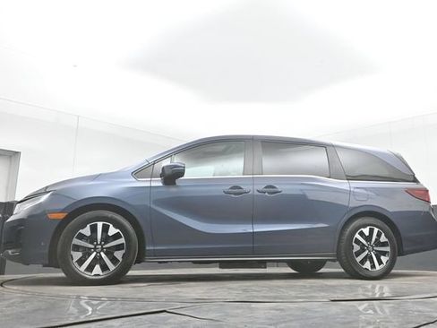Used 2025 Honda Odyssey EX-L image 48