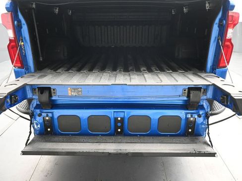 Used 2023 Chevrolet Silverado 1500 RST AWD/4WD image 45