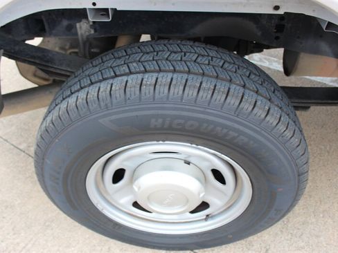 Used 2019 Ford F250 XL w/ Power Equipment Group RWD image 29