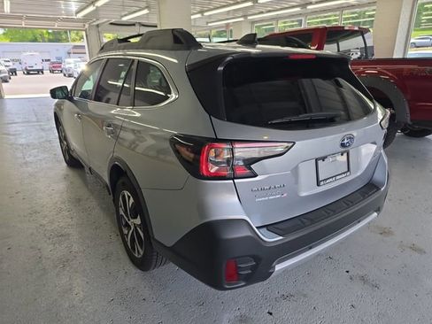 Used 2021 Subaru Outback Limited AWD/4WD image 3