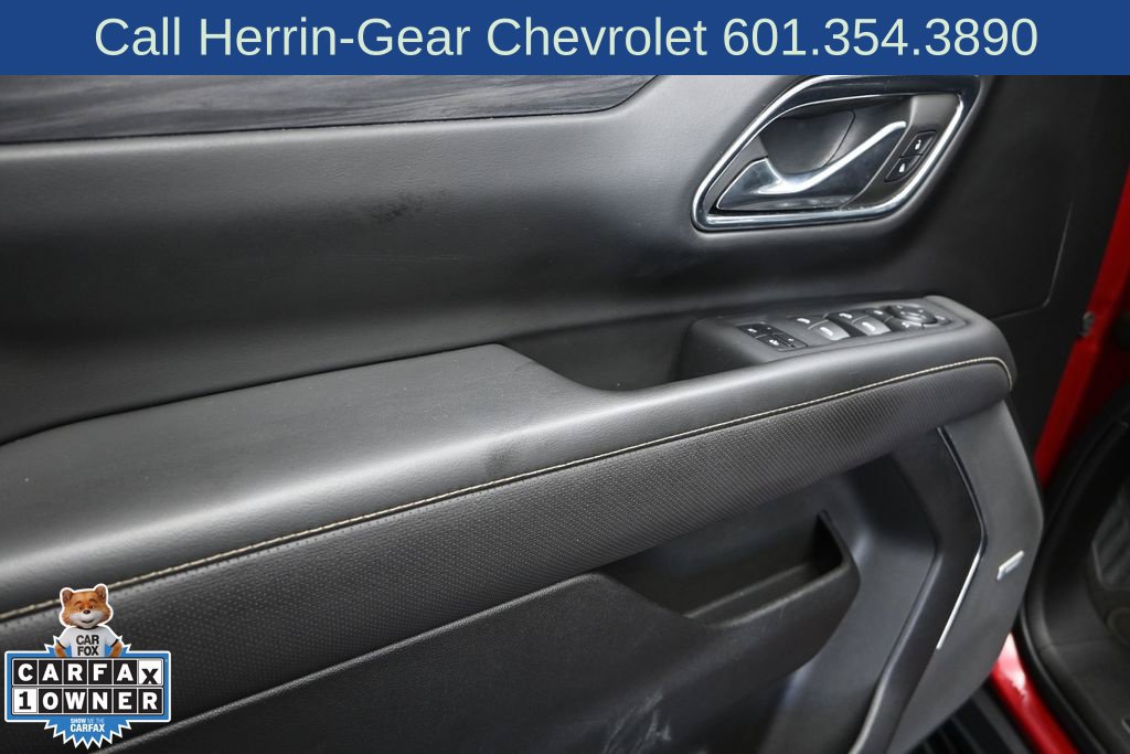 Used 2023 GMC Yukon SLT w/ SLT Premium Package RWD image 11