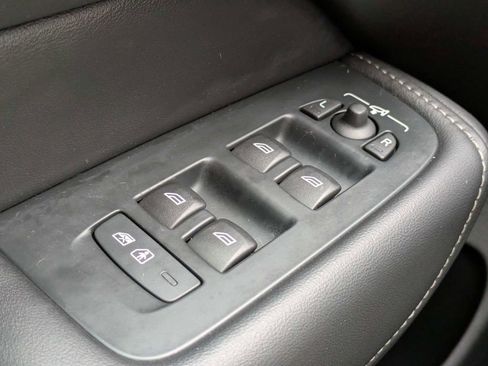 Used 2021 Volvo XC60 T5 Inscription w/ Protection Package Premier AWD/4WD image 32