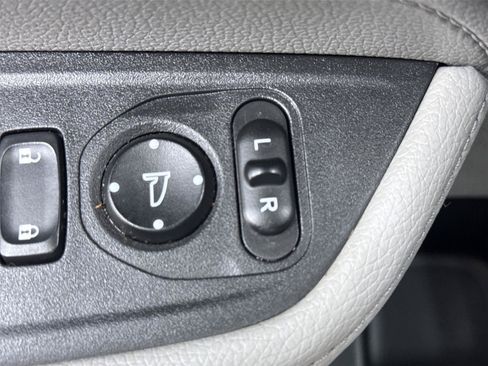 Certified 2024 Honda Odyssey EX-L image 16