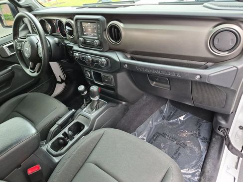 Used 2020 Jeep Wrangler Unlimited Sport AWD/4WD image 18