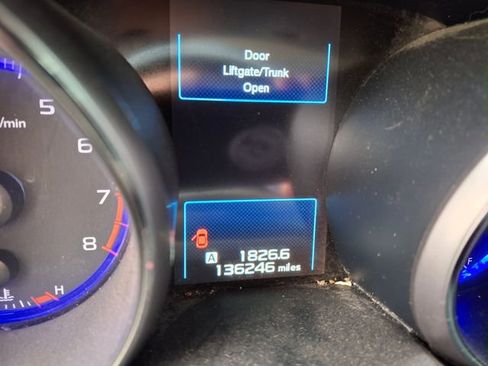 Used 2015 Subaru Outback 3.6R Limited AWD/4WD image 3