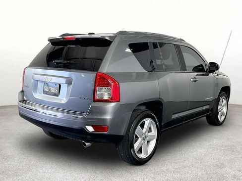 Used 2013 Jeep Compass Limited w/ Sun/Sound Group FWD image 4