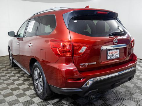 Used 2020 Nissan Pathfinder SV FWD image 16