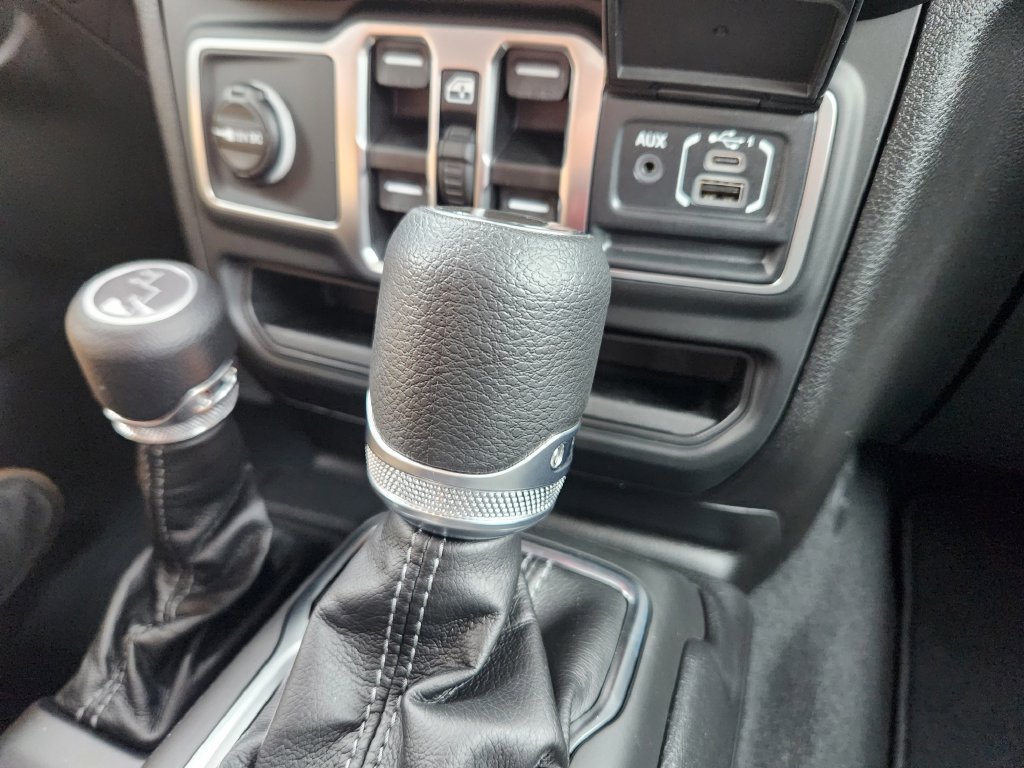 New 2026 Jeep Gladiator Sport AWD/4WD image 24