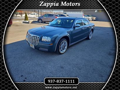 Used 2005 Chrysler 300 w/ Protection Group