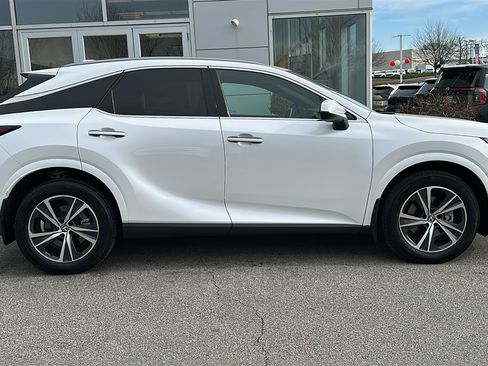 Used 2023 Lexus RX 350 Premium w/ Accessory Package image 28